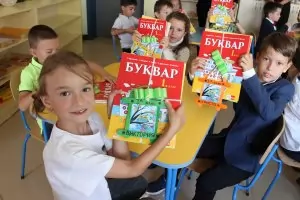 Родителите вече могат да кандидатстват за новите помощи за ученици