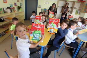 В някои столични училища учебната година вече започна в други