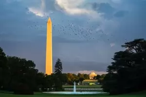 Ще остане ли Вашингтон без монумента на Вашингтон?