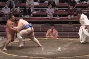 Аоияма отново е с положителен баланс на есенния турнир