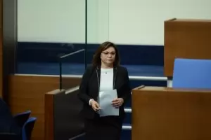 Нинова хареса трима популярни футболисти за червените листи