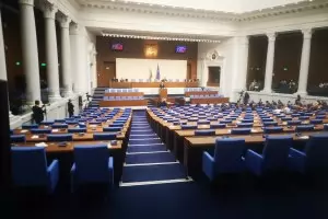 "Галъп": Под 4 процента е разликата между ГЕРБ и БСП