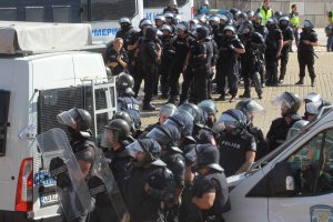 МВР категорично не използва частни гардове и охранителни фирми при