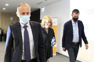 Най късно на 21 декември ще отворим градините а учениците няма