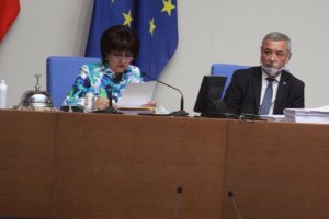 От управляващото мнозинство за трети пореден път отказаха да бъдат