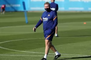 Куман отстрани две звезди от тренировки на "Барса"