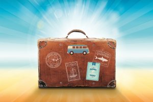 От всички посещения на чужденци в България през август 50 4