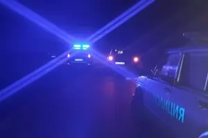 Автобусът на ФК Беласица спря в канавка на магистрала Тракия
