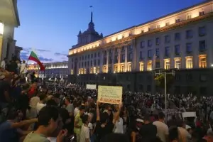 Втори рунд от Великото въстание: Протестът вече е море от гневни хора