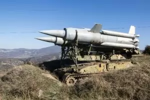 Русия и Армения започват консултации за военна помощ в Карабах