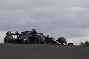 Хамилтън изравни рекорда на Шумахер от 91 победи във Формула 1