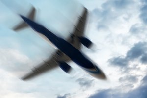 Авиокомпаниите Air France и Airbus ще се изправят днес пред