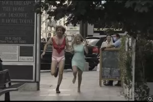 Българска актриса вече е звезда в САЩ редом със Саша Барон Коен