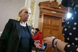 Йончева: Ако не подкрепим Трифонов, Борисов се връща на власт