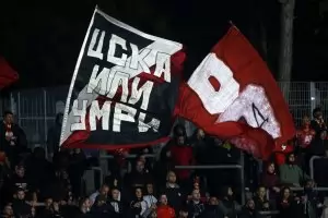 Само катинар на входа може да накара БГ феновете да спазват мерки