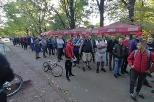 Опашки за билети за Лига Европа се извиха в София и Разград