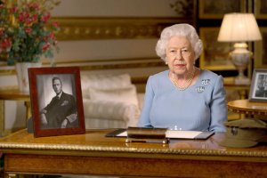 Кралицата на Великобритания Елизабет II е прекарала нощта на 21