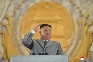 Ким Чен Ун пусна сълзи по време на тържествена реч