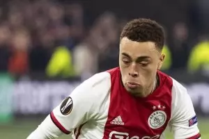 "Барселона" плати 21 млн. евро за американец от "Аякс"