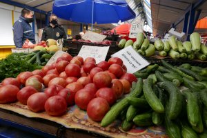 С 50 е нараснал оборотът на големите борси за плодове