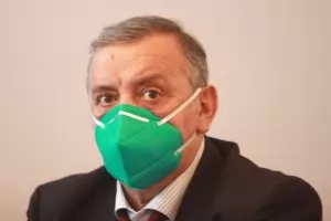 Кантарджиев: Репродуктивното число на вируса падна под 1