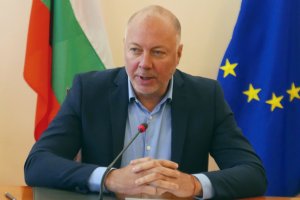 Със заповеди на министъра на транспорта информационните технологии и съобщенията