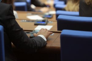 Скандално прокараните промени в закона за извънредното положение с