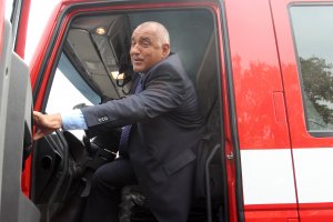 Премиерът Бойко Борисов лично е уверил служителите на МВР че