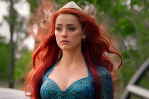 Фенове на Аквамен и на Джони Деп  отдавна събират подписи с искане