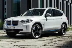 Първият BMW X на ток вече е на пазара срещу минимум 137 500 лв.