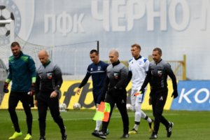 Футболист с COVID 19 е имало вчера в националния отбор на