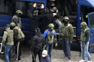 Стотици са задържани след редовния протест в Минск