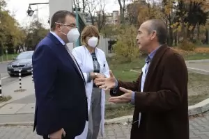 По лично желание доц. Мангъров оглави
клиника за COVID-лечение