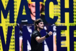 Стефанос Циципас извоюва драматична победа над Андрей Рубльов и запази