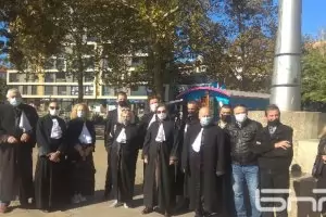 Адвокати протестираха из цялата страна срещу съдебна ваканция