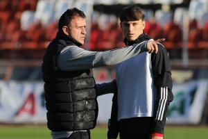 Бруно Акрапович стана единственият треньор в тазгодишното издание на турнира