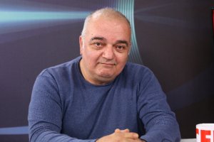 Отровното трио няма да прави партия но ще направи сериозен