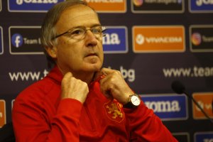 Случаите на футболисти в националния отбор с положителни тестове за