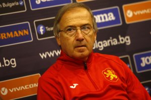 Селекционерът на националния отбор по футбол Георги Дерменджиев призна че
