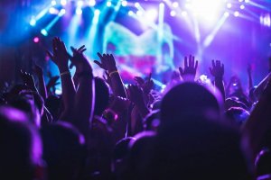 Още днес вицепремиерът и министър на туризма Марияна Николова ще сезира РЗИ Комисията