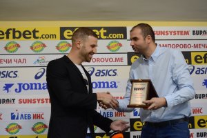 Новият треньор на ЦСКА София Бруно Акрапович вече е наложил в