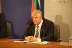 Бившият шеф на Пирогов проф Асен Балтов завежда съдебен иск