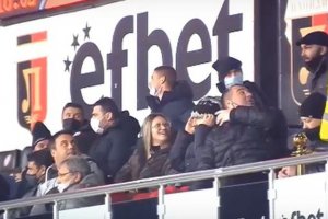 Изминалият XIV кръг в Ефбет лига показа че явно футболните