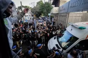 Марадона постъпи в клиника за алкохолици