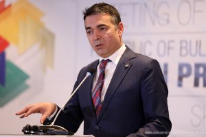 Македонският вицепремиер Никола Димитров разви пред австрийския вестник Дер Щандарт тезата