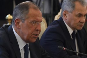 На среща в Ереван с арменския премиер Никол Пашинян и