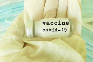 Богатите страни се презапасяват с ваксини срещу коронавируса а хората