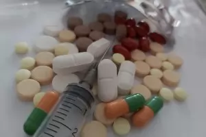 Немските пациенти чакат 100 дни за нова терапия, българските - 800