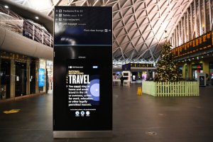 Във Великобритания премиерът Борис Джонсън свиква днес спешна среща на КОБРА Комитета