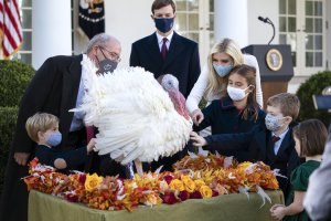 Президентът на САЩ Доналд Тръмп е обсъдил със своите съветници